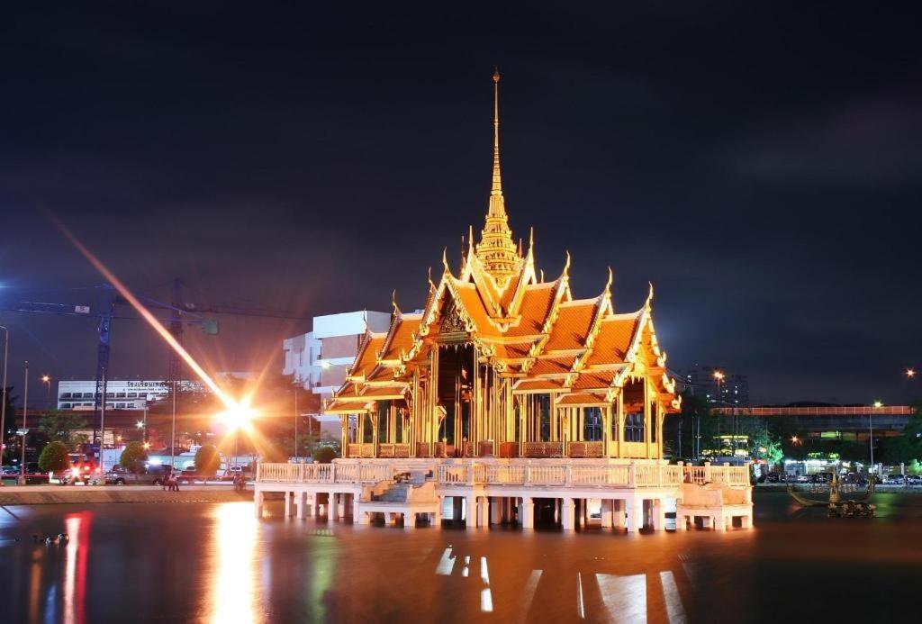 Town In Town Gardent Resort Bangkok Exterior foto